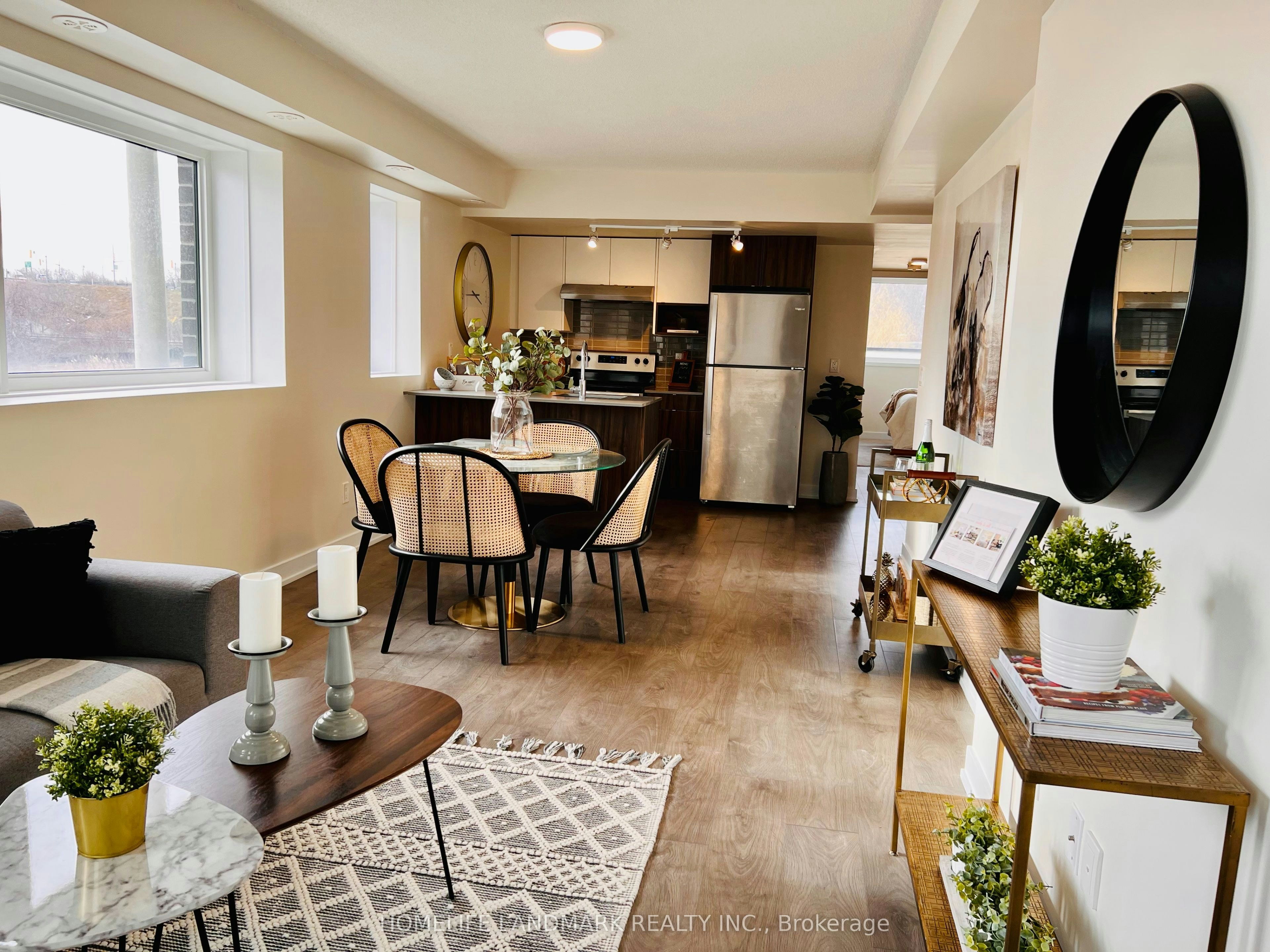 102-1135 Cooke Boulevard, Burlington, ON, L7T 0C3 - 5