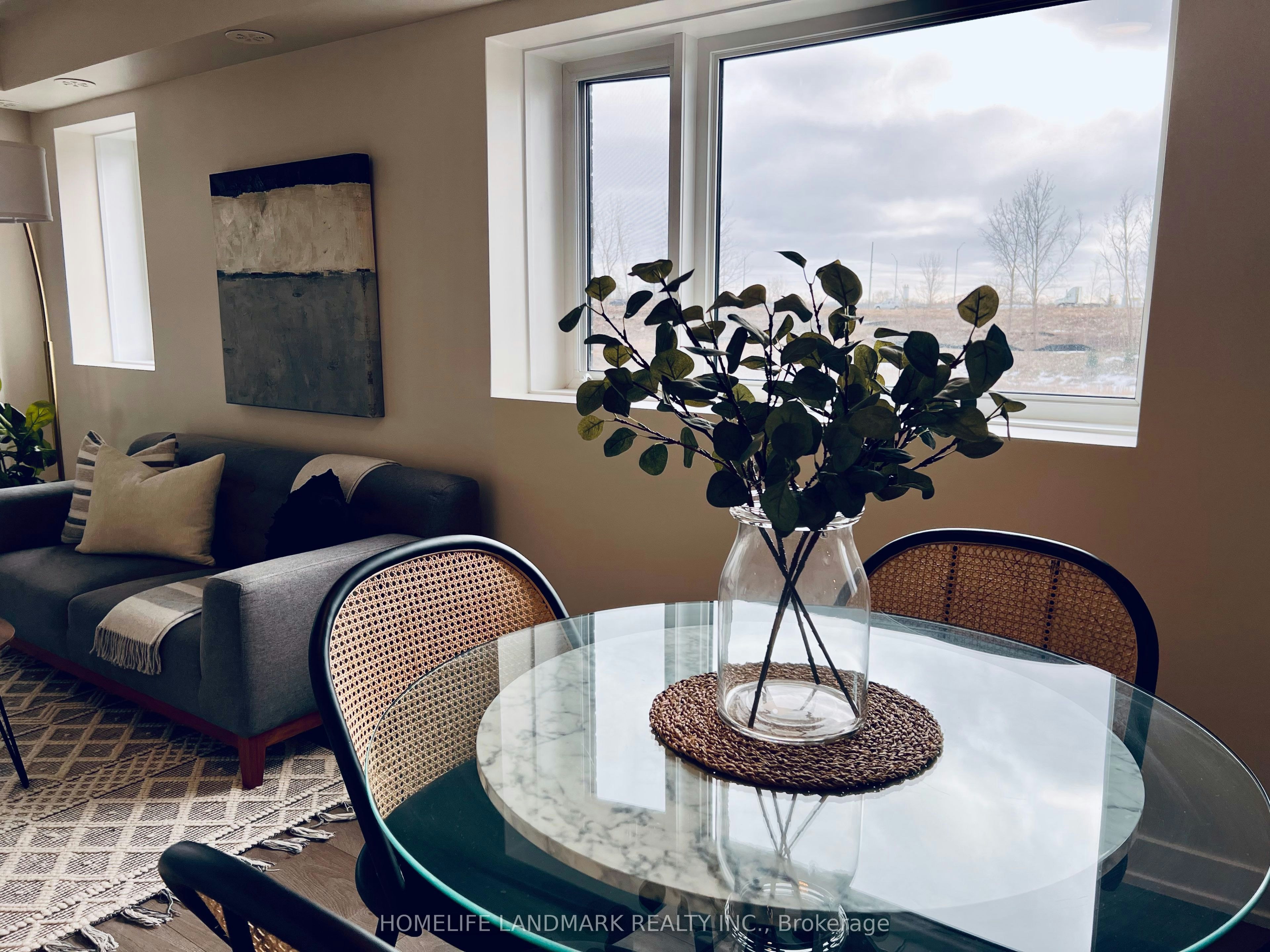 102-1135 Cooke Boulevard, Burlington, ON, L7T 0C3 - 2