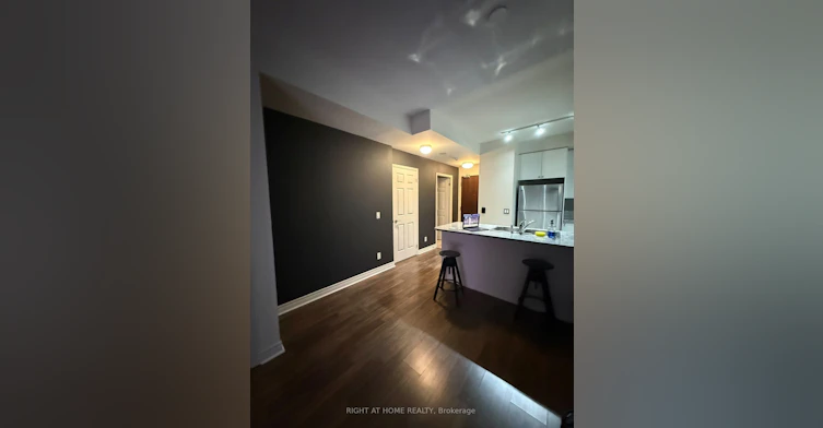 2318-339 Rathburn Road W, Mississauga, ON, L5B 0K6 - 4