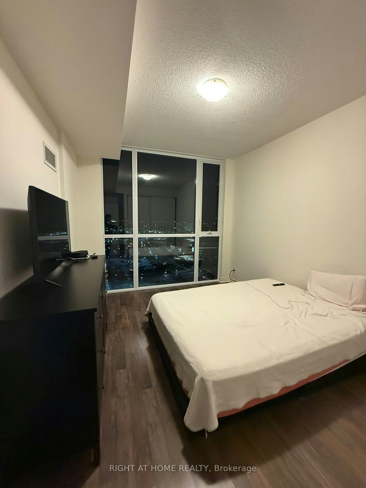 2318-339 Rathburn Road W, Mississauga, ON, L5B 0K6 - 12