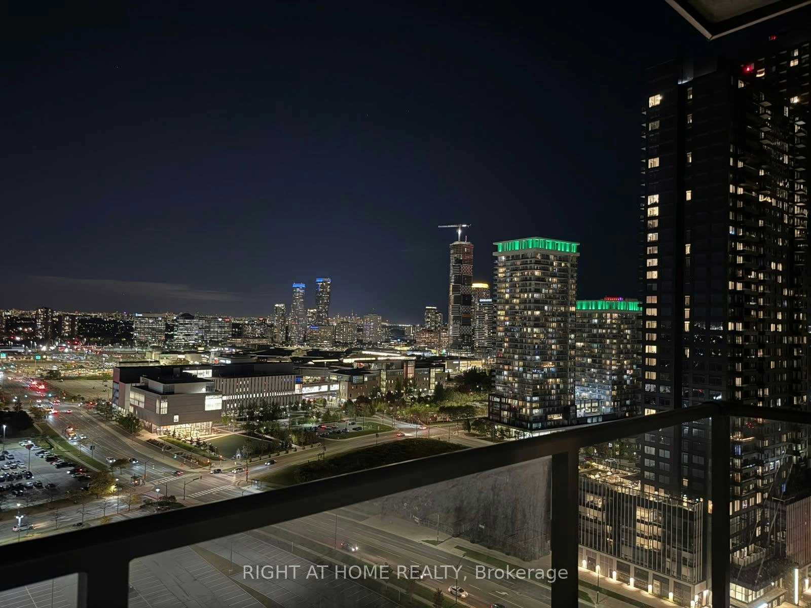 2318-339 Rathburn Road W, Mississauga, ON, L5B 0K6 - 17