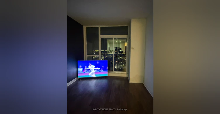 2318-339 Rathburn Road W, Mississauga, ON, L5B 0K6 - 8
