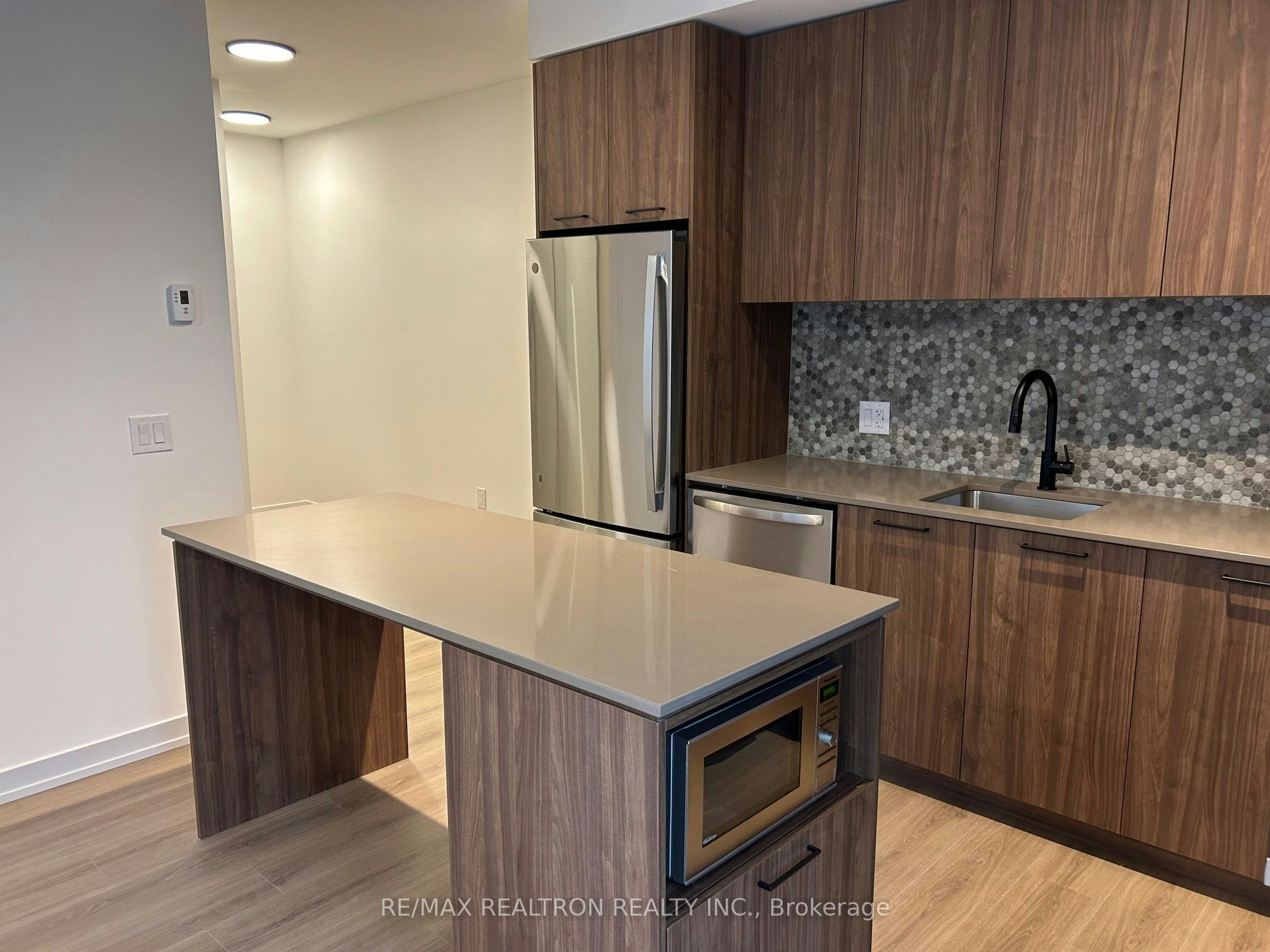 15-20 Lagerfeld Drive, Brampton, ON, L7A 5L4 - 7