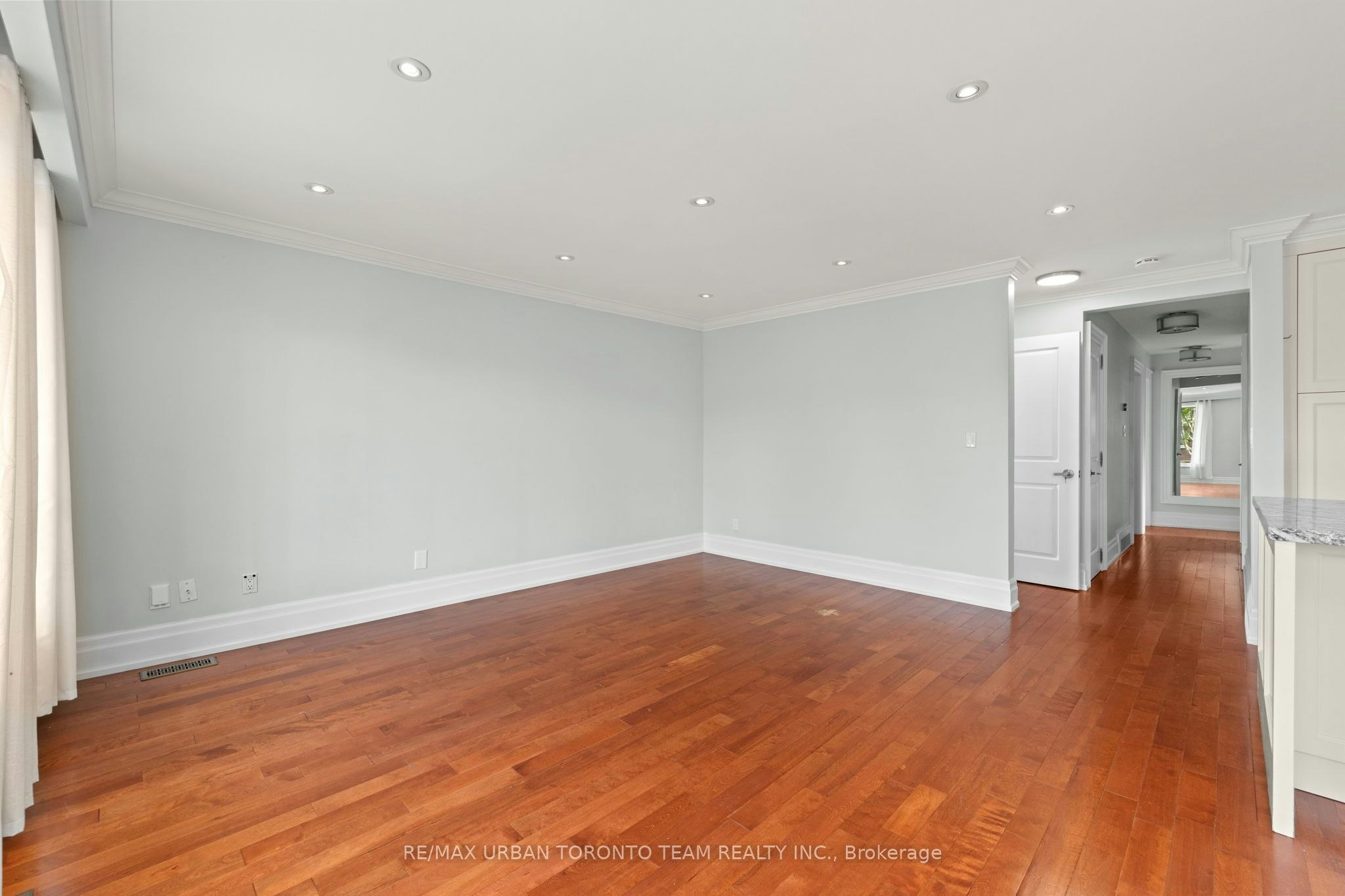 MAIN-23 Wishart Place, Toronto, ON, M3L 1P9 - 11
