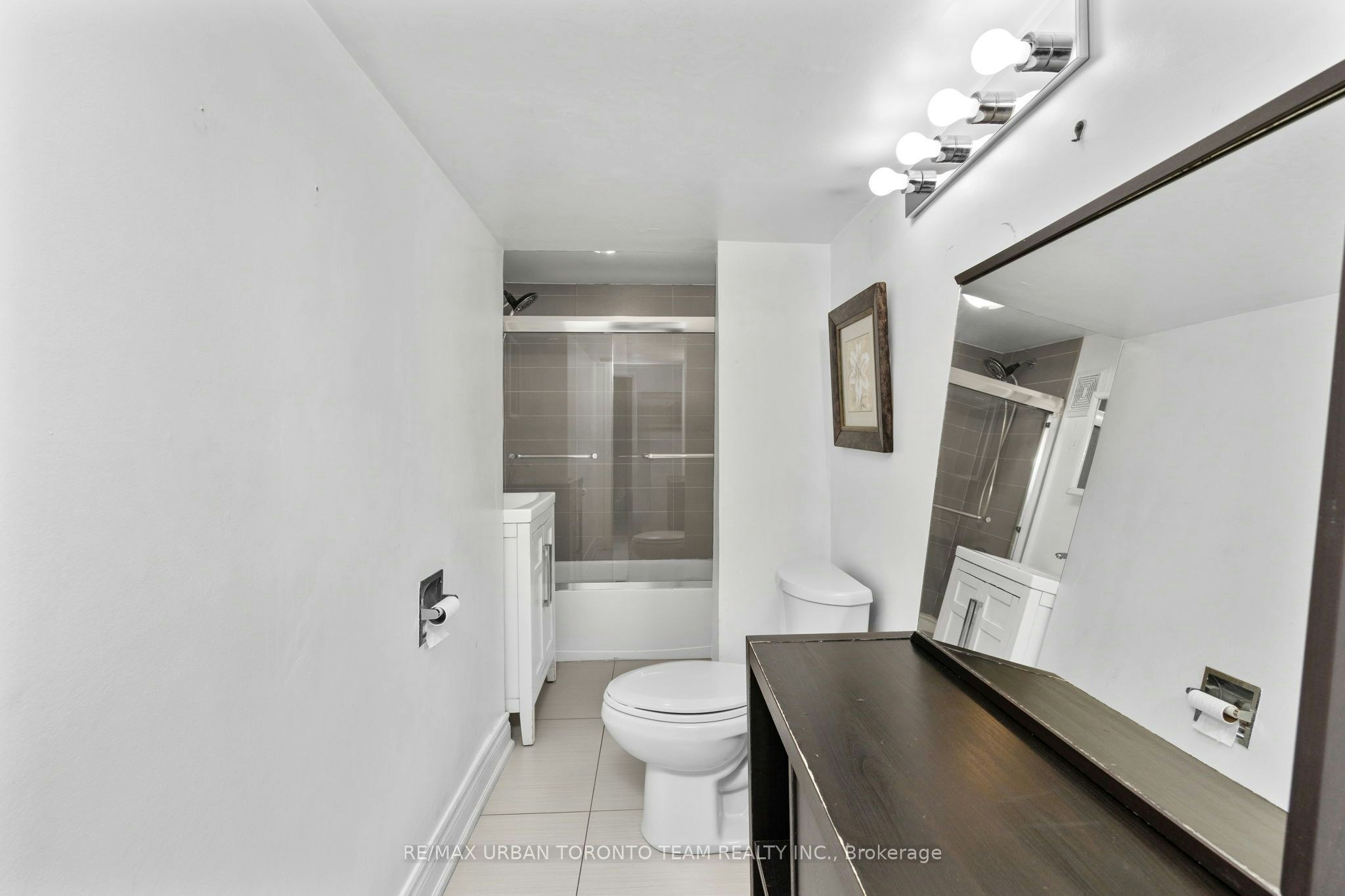 MAIN-23 Wishart Place, Toronto, ON, M3L 1P9 - 31
