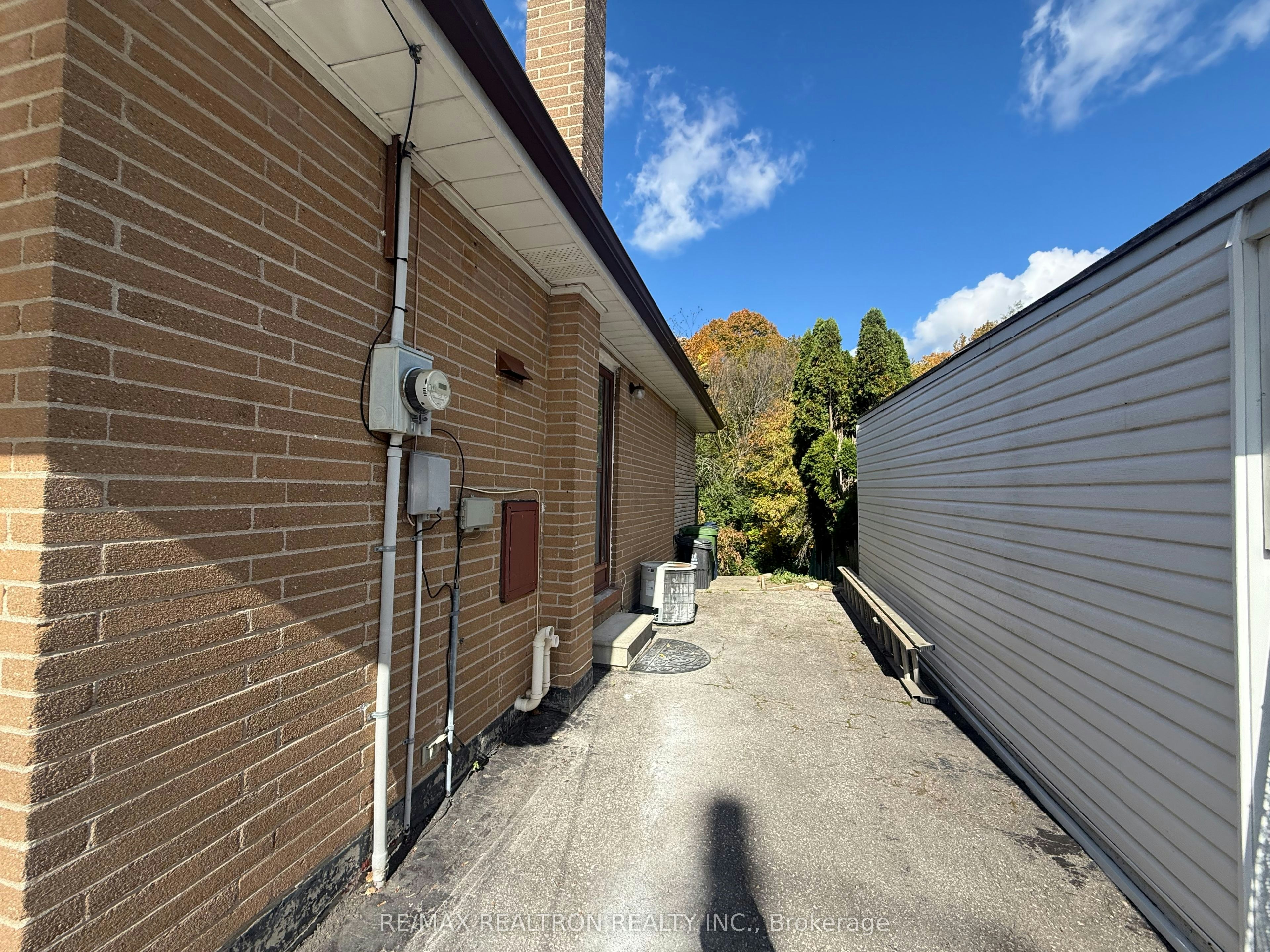 Basement-41 Brixham Terrace, Toronto, ON, M3M 2R9