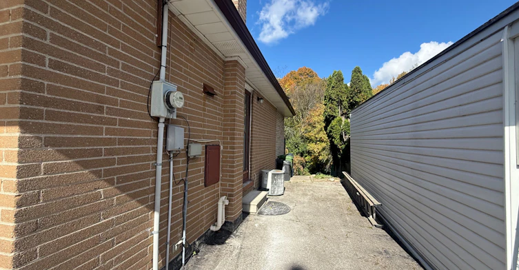 Basement-41 Brixham Terrace, Toronto, ON, M3M 2R9