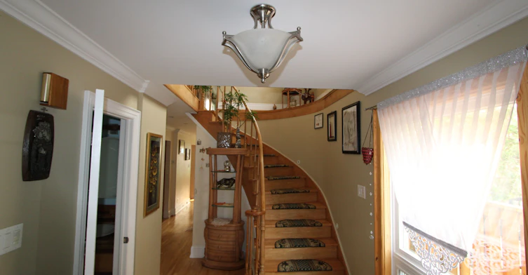 623 Hartfordshire Lane, Mississauga, ON, L5B 2W9 - 3