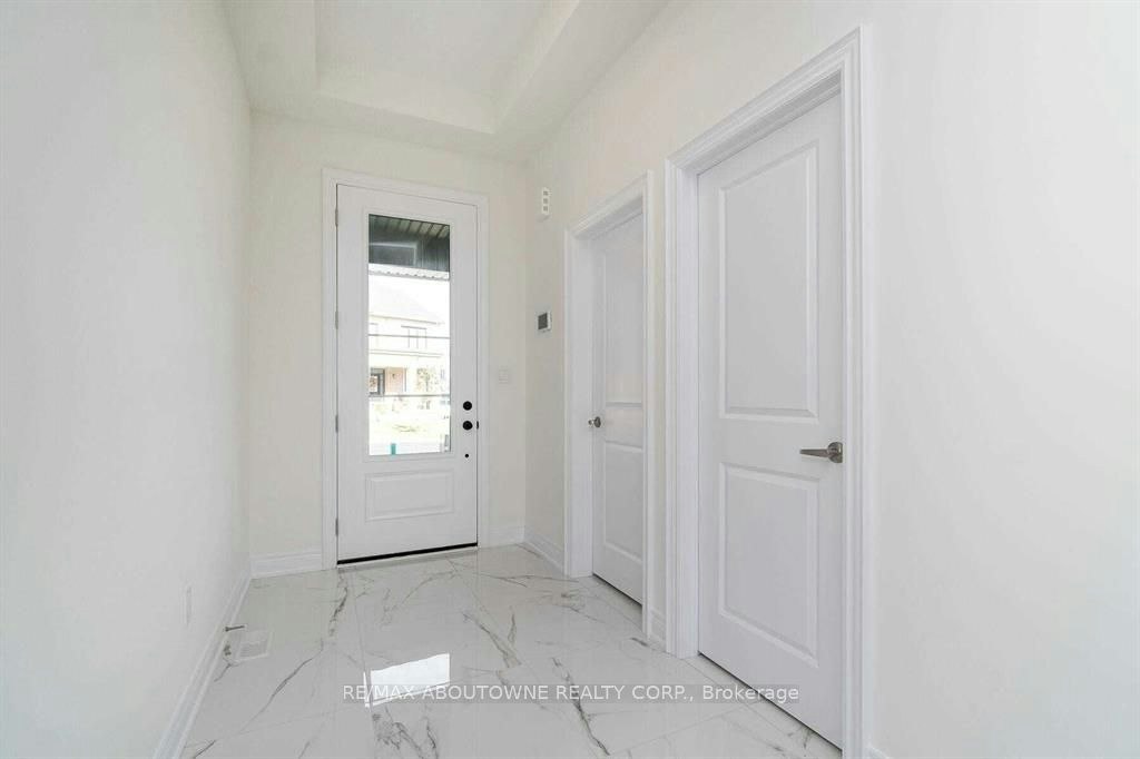 1372 Argall Court, Milton, ON, L9T 7K6 - 2