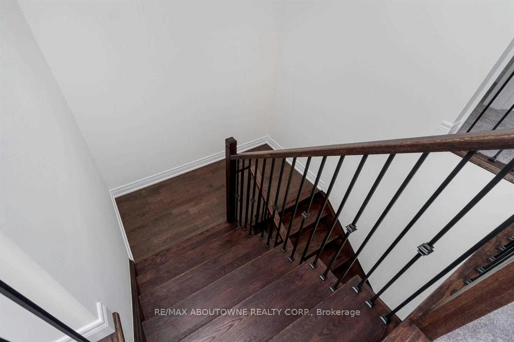 1372 Argall Court, Milton, ON, L9T 7K6 - 17