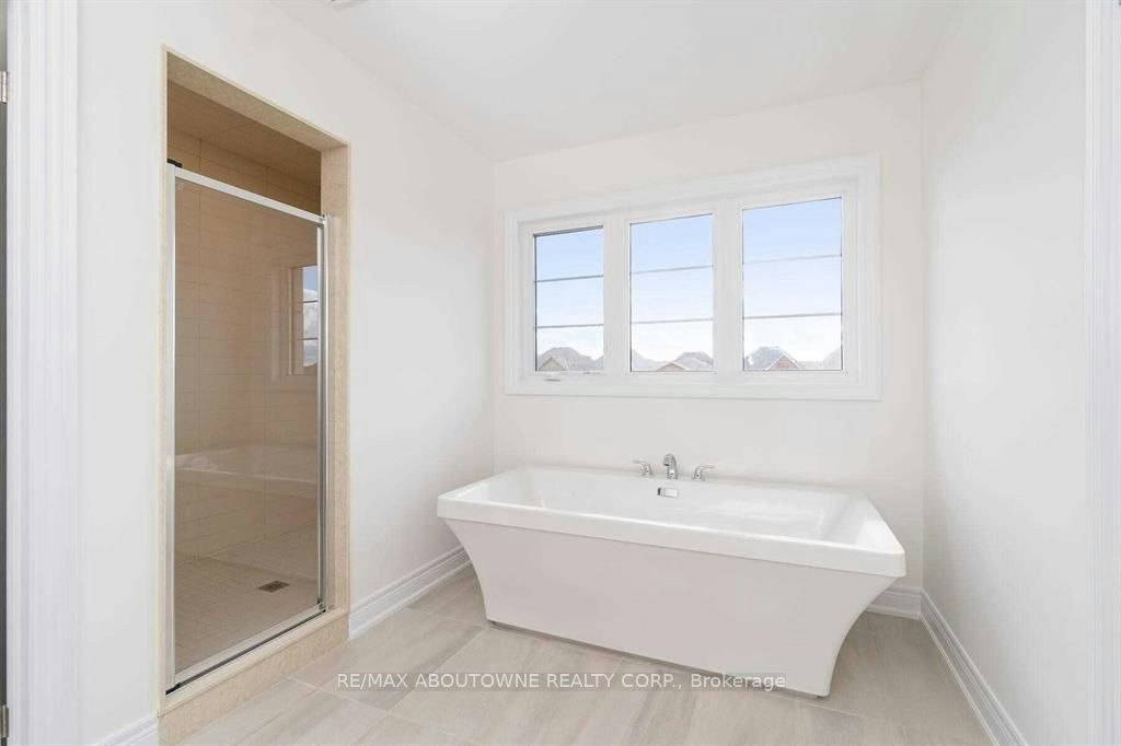 1372 Argall Court, Milton, ON, L9T 7K6 - 23