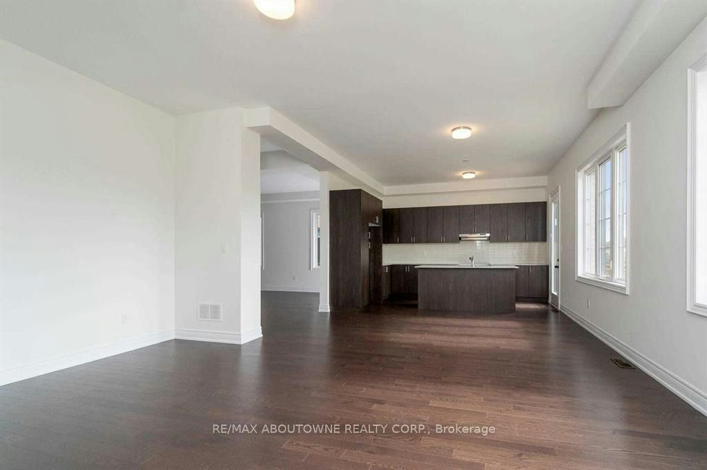 1372 Argall Court, Milton, ON, L9T 7K6 - 11