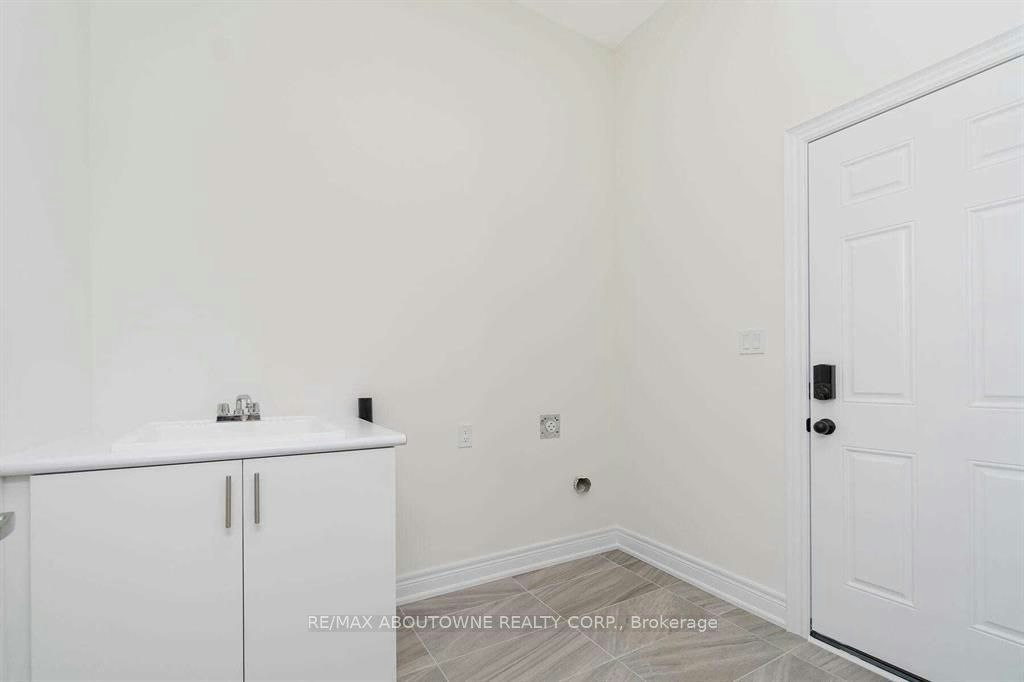 1372 Argall Court, Milton, ON, L9T 7K6 - 15
