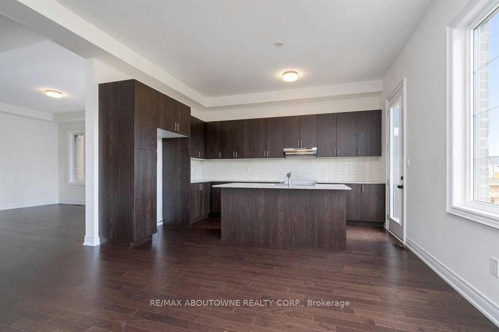 1372 Argall Court, Milton, ON, L9T 7K6 - 5
