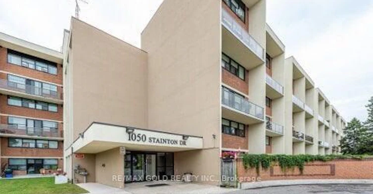 312-1050 Stainton Drive, Mississauga, ON, L5C 2T7