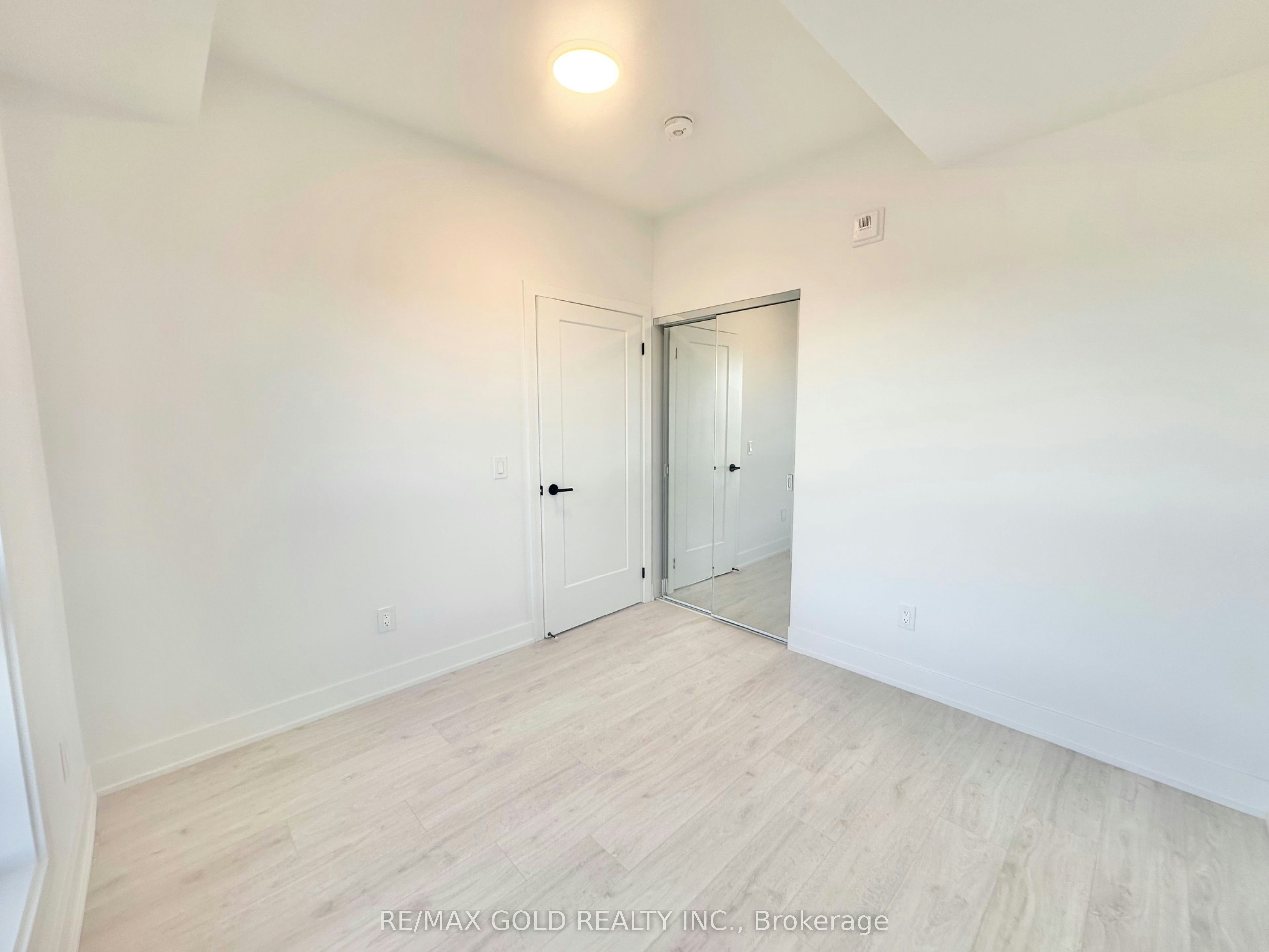 605-3008 William Cutmore Boulevard, Oakville, ON, L6H 8E7 - 14
