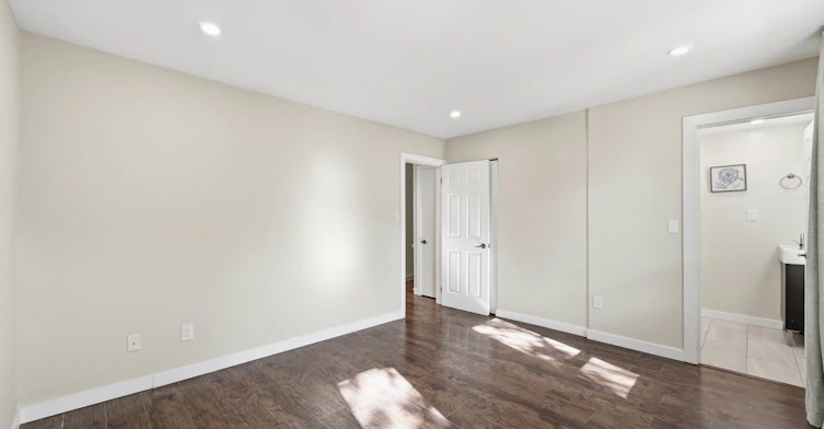 113-5475 Lakeshore Road, Burlington, ON, L7L 1E1 - 12