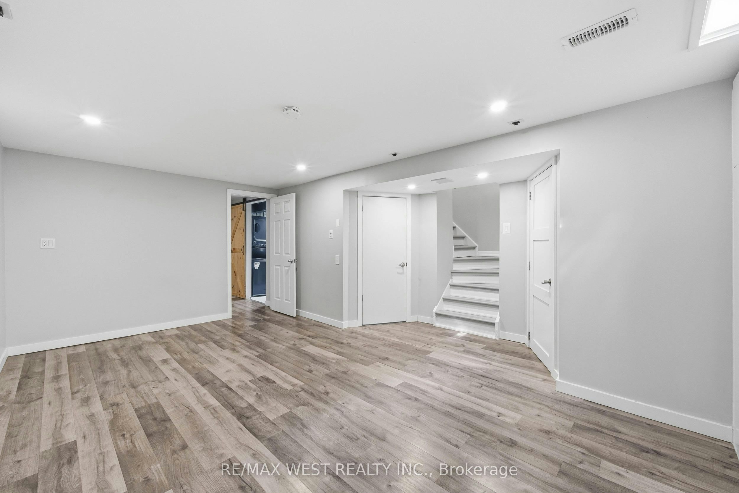 113-5475 Lakeshore Road, Burlington, ON, L7L 1E1 - 17