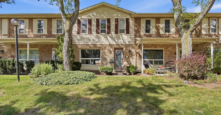 113-5475 Lakeshore Road, Burlington, ON, L7L 1E1 - 26