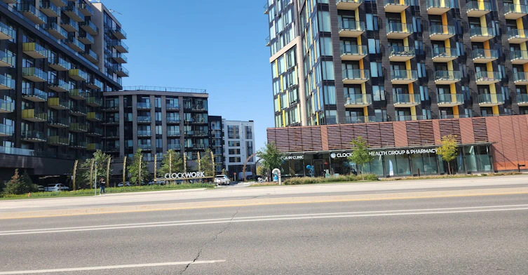 407-3008 Willam Cutmore Boulevard, Oakville, ON, L6H 3S3 - 11
