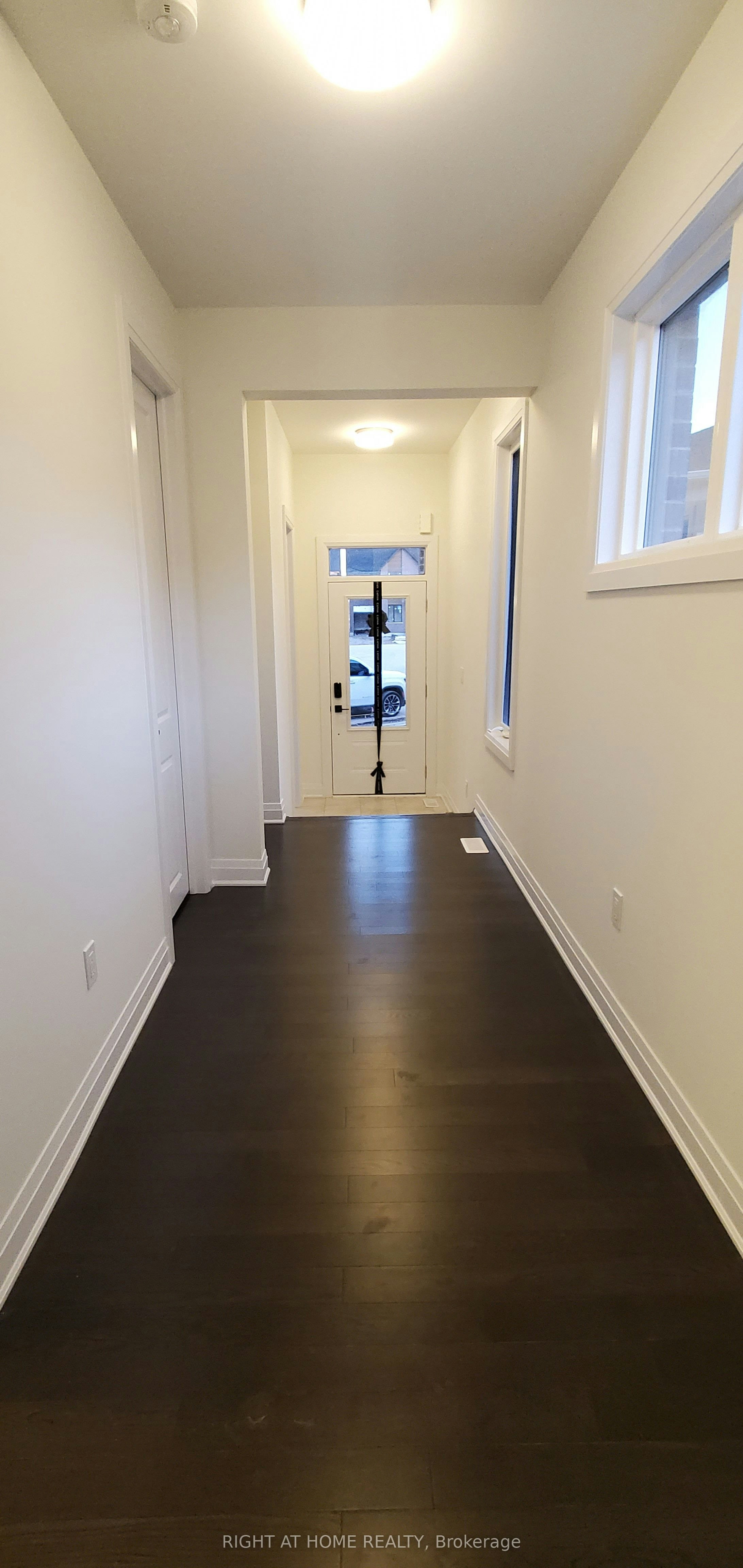18 Kings Hill Drive, Brampton, ON, L7A 0B8 - 2