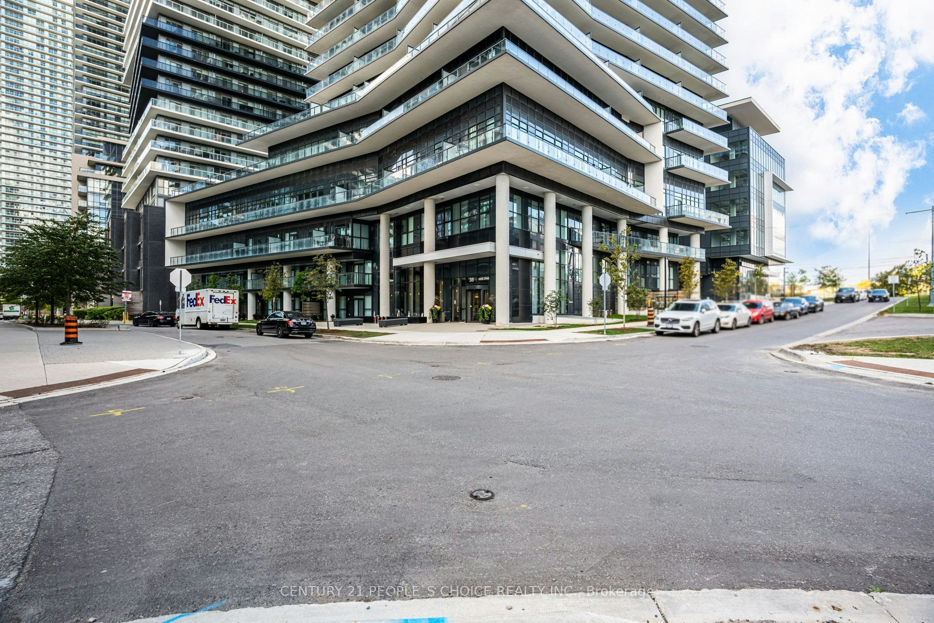 4401-38 Annie Craig Drive, Toronto, ON, M8V 0G9 - 2