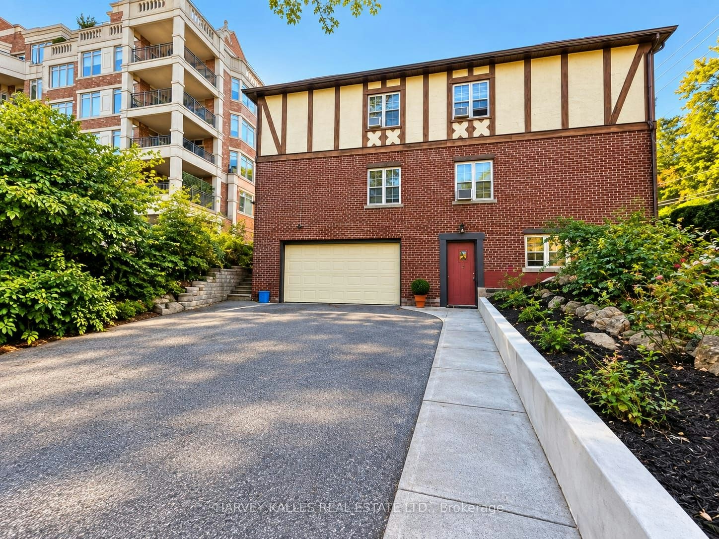 1B-65 Old Mill Road, Toronto, ON, M8X 1G9 - 25