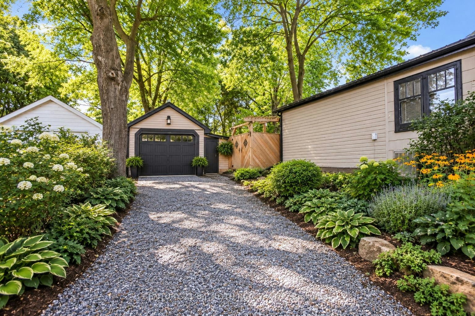 2 Front Street, Orangeville, ON, L9W 1M5 - 2