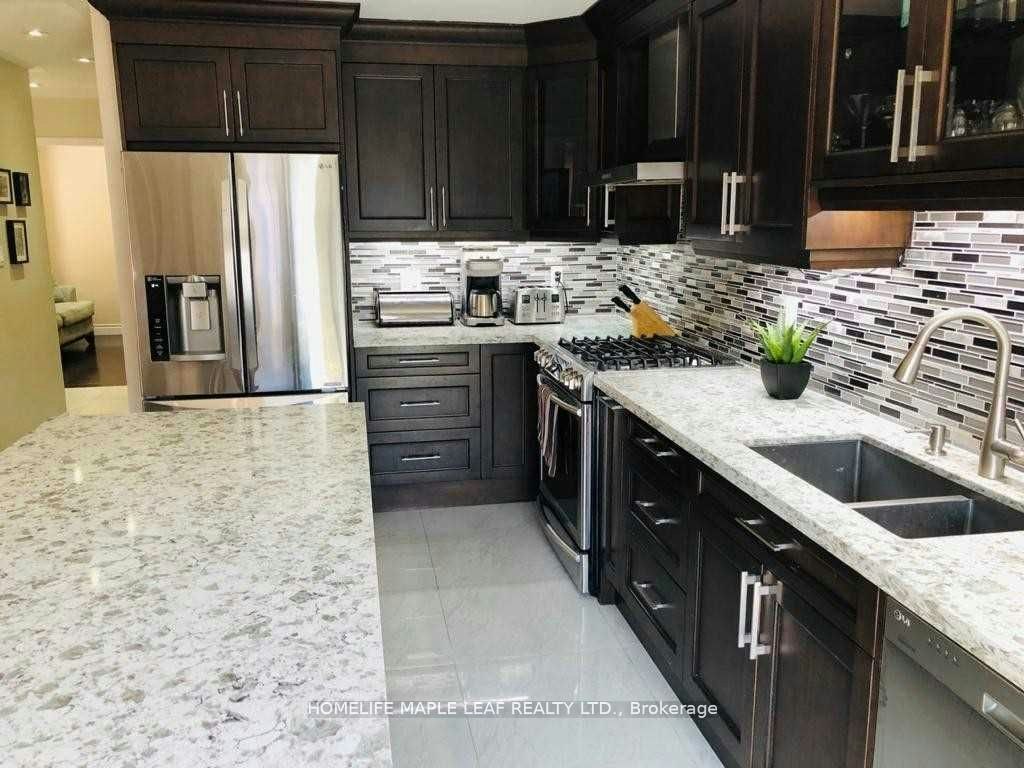 1758 Westbridge Way, Mississauga, ON, L5N 7S6 - 5