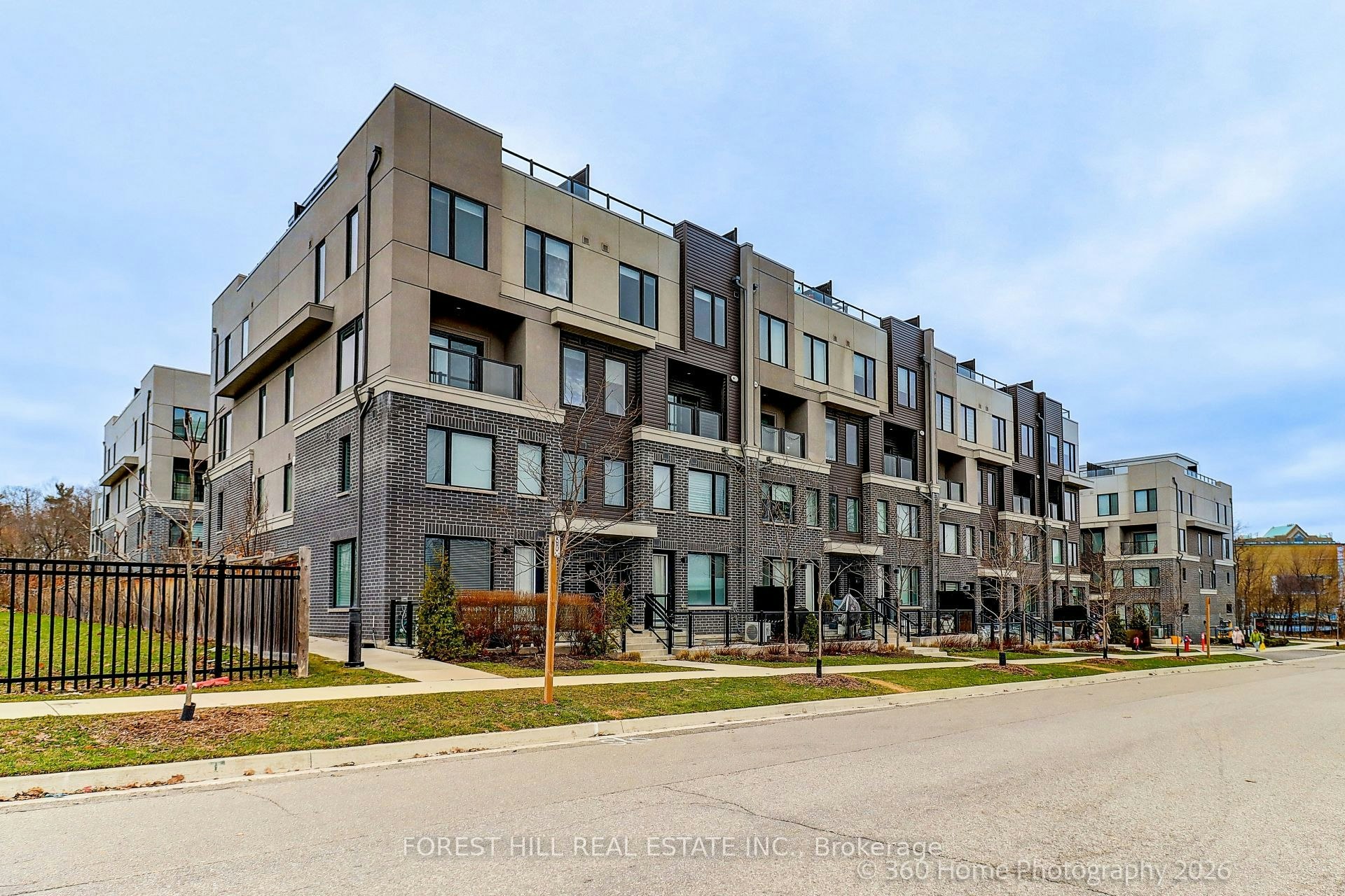12-3472 Widdicombe Way, Mississauga, ON, L5L 0B8 - 2