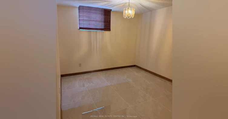 4175 Starlight Crescent, Mississauga, ON, L4W 4R1 - 7