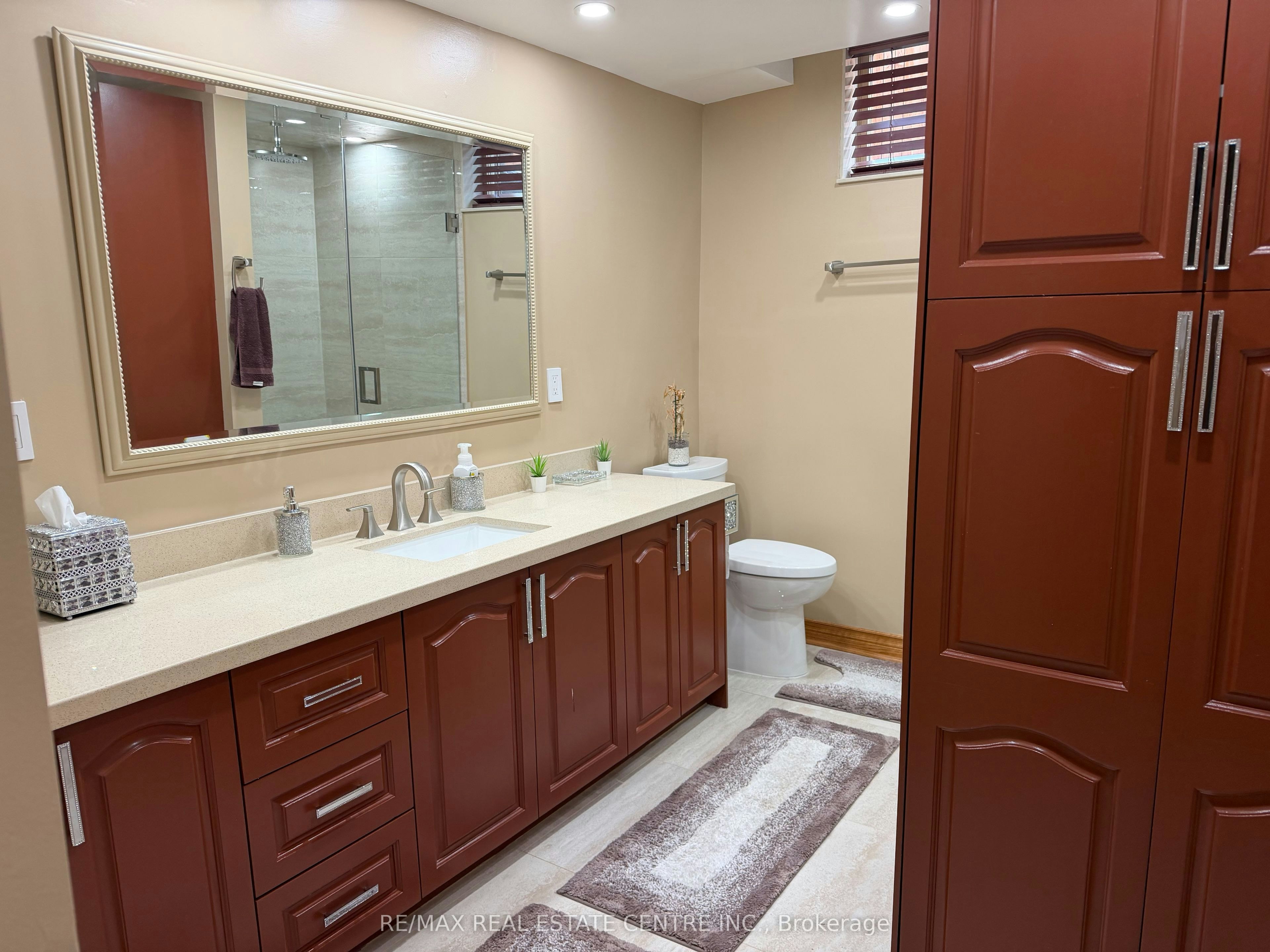 4175 Starlight Crescent, Mississauga, ON, L4W 4R1 - 8