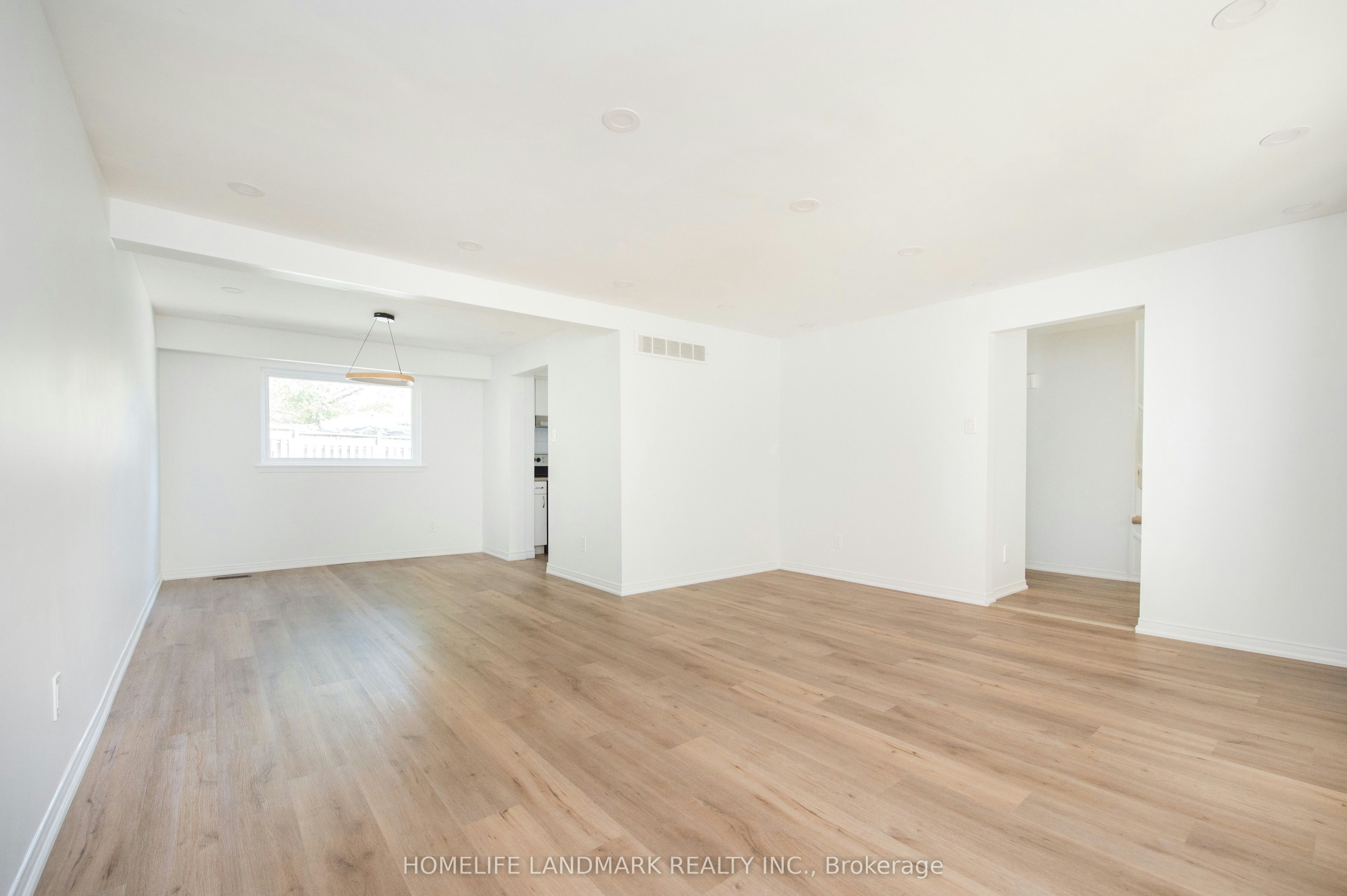 193 Chebucto Drive E, Oakville, ON, L6J 5R1 - 8
