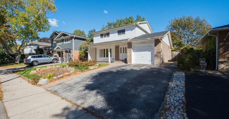193 Chebucto Drive E, Oakville, ON, L6J 5R1