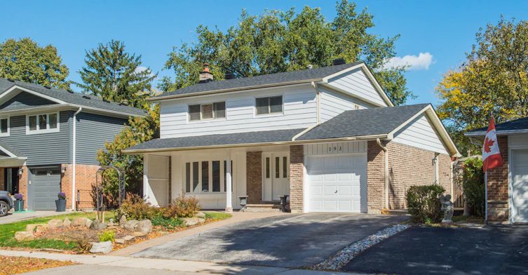 193 Chebucto Drive E, Oakville, ON, L6J 5R1 - 2