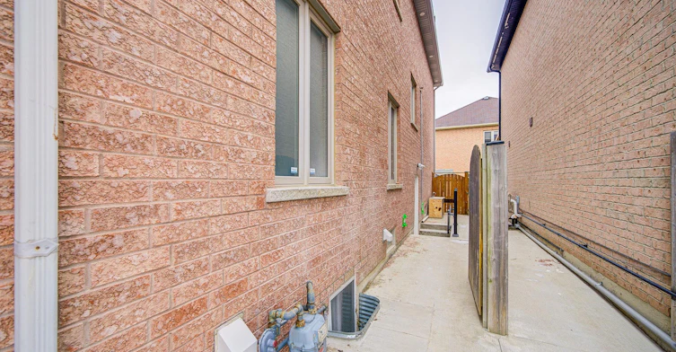 Bsmt-23 Gamson Crescent, Brampton, ON, L6R 0V7 - 4