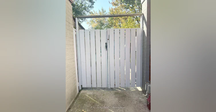 Basement-18 Jensen Square, Brampton, ON, L6S 2N2