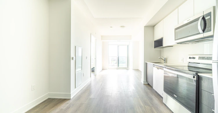 1310-204 Burnhamthorpe Road E, Mississauga, ON, L5A 0B3 - 3