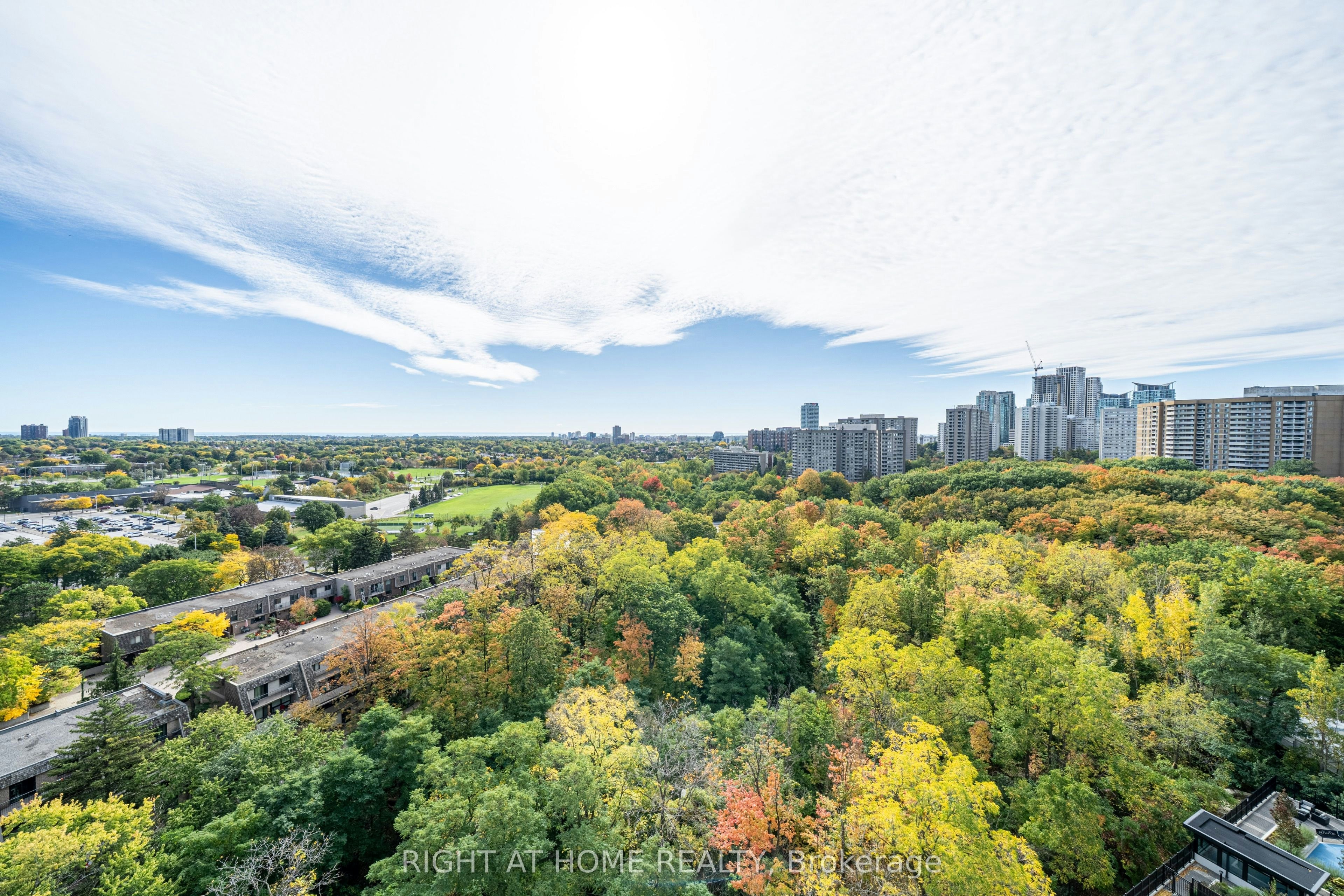 1310-204 Burnhamthorpe Road E, Mississauga, ON, L5A 0B3 - 26