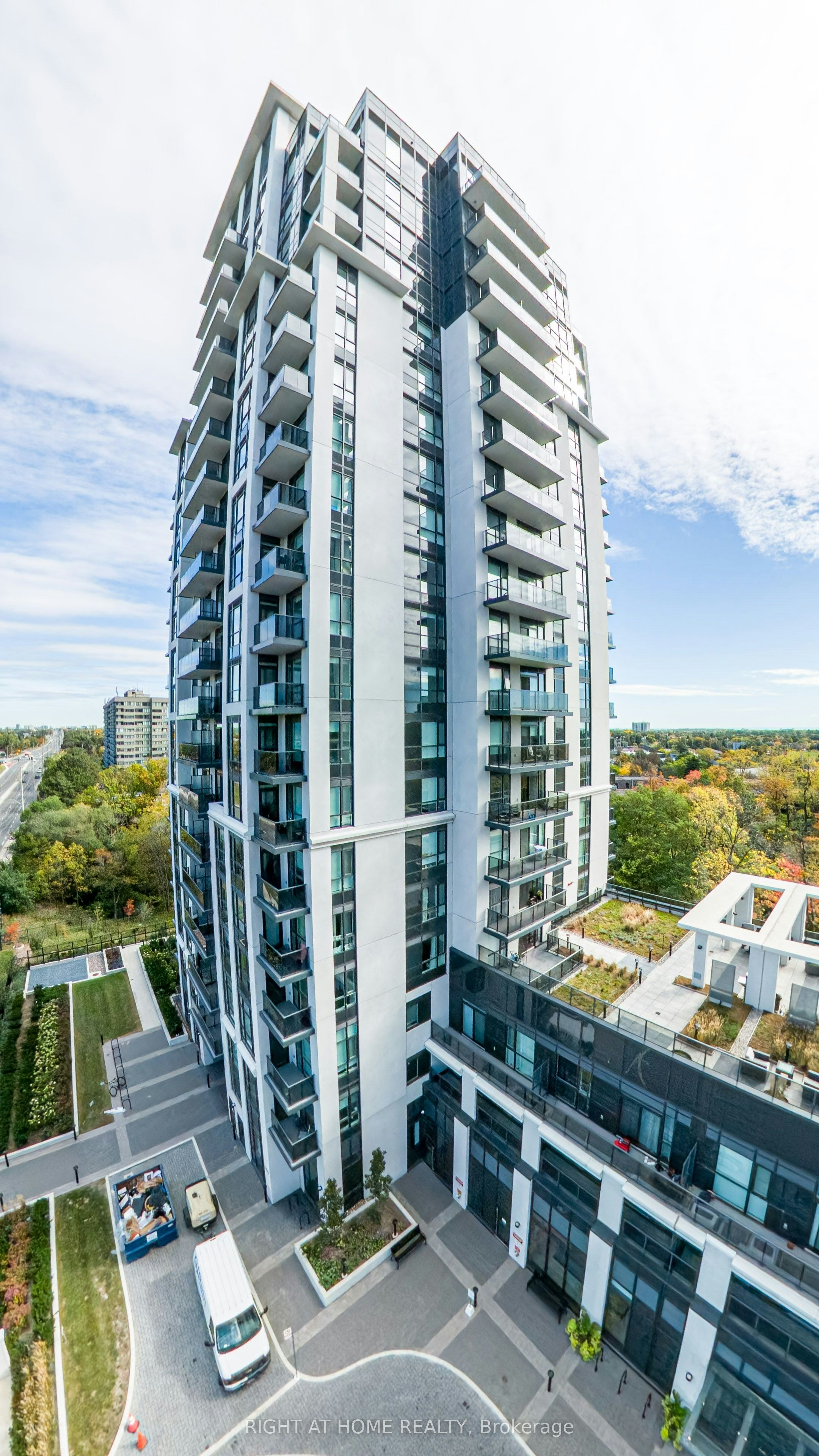 1310-204 Burnhamthorpe Road E, Mississauga, ON, L5A 0B3 - 31