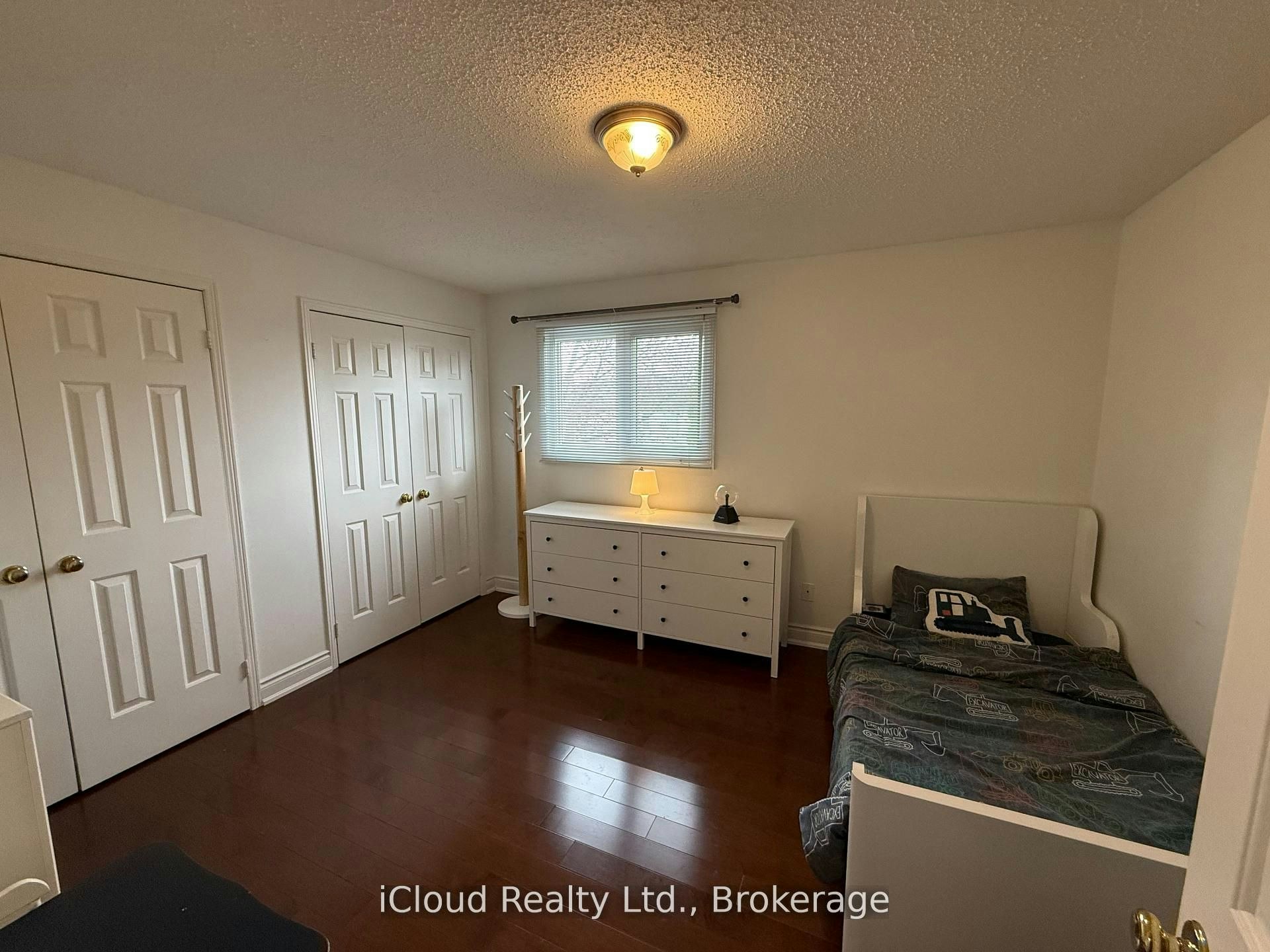 2067 Hunters Wood Drive, Burlington, ON, L7M 2T1 - 16