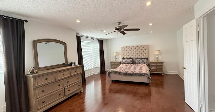 2067 Hunters Wood Drive, Burlington, ON, L7M 2T1 - 13