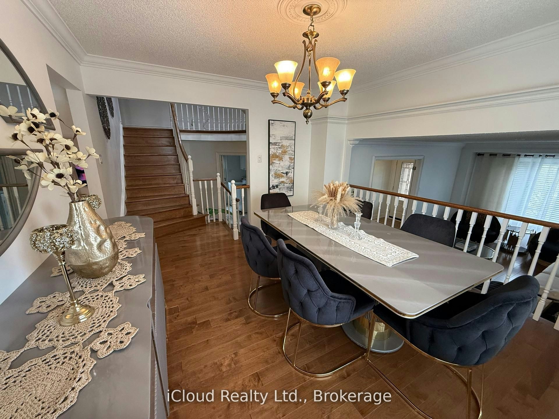 2067 Hunters Wood Drive, Burlington, ON, L7M 2T1 - 7