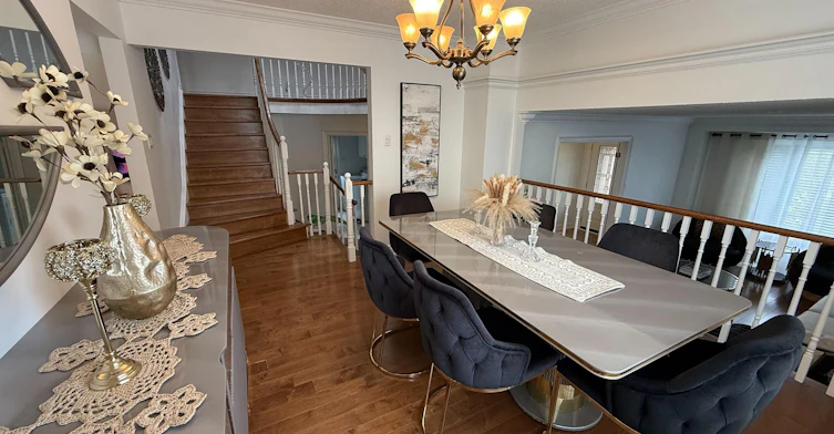2067 Hunters Wood Drive, Burlington, ON, L7M 2T1 - 7