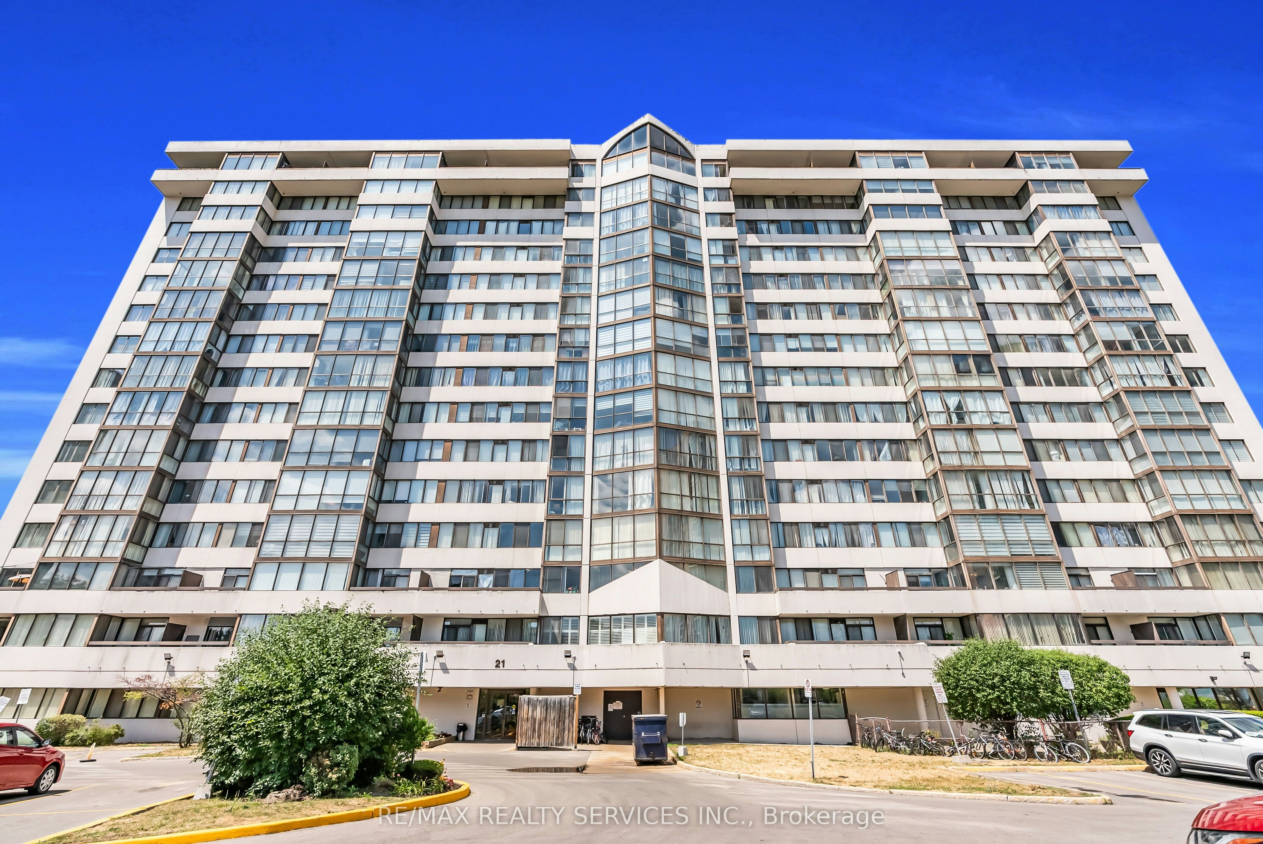 306-21 Markbrook Lane N, Toronto, ON, M9V 5E4 - 4