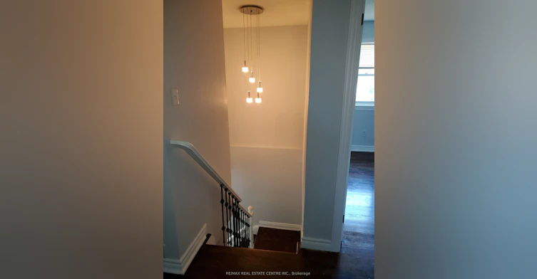 1077 Selby Avenue, Oakville, ON, L6L 2M4 - 18