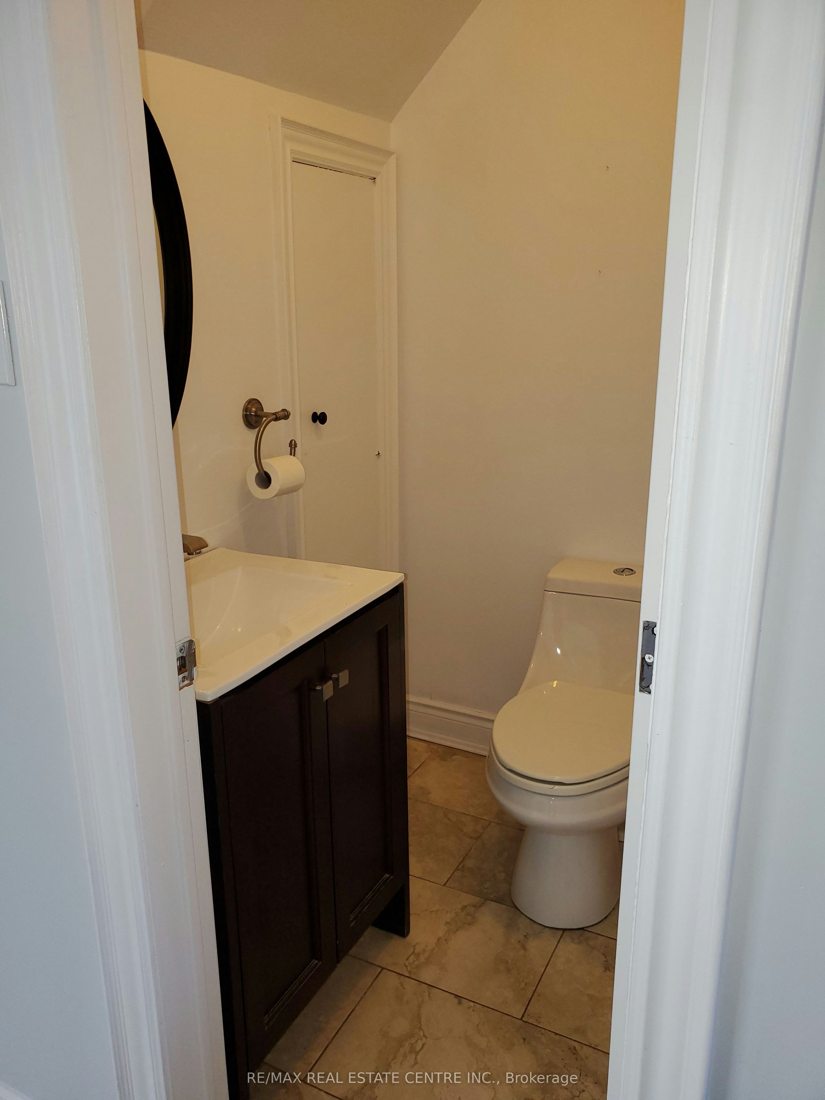 1077 Selby Avenue, Oakville, ON, L6L 2M4 - 16