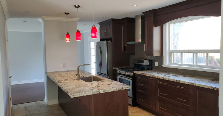 1077 Selby Avenue, Oakville, ON, L6L 2M4 - 9