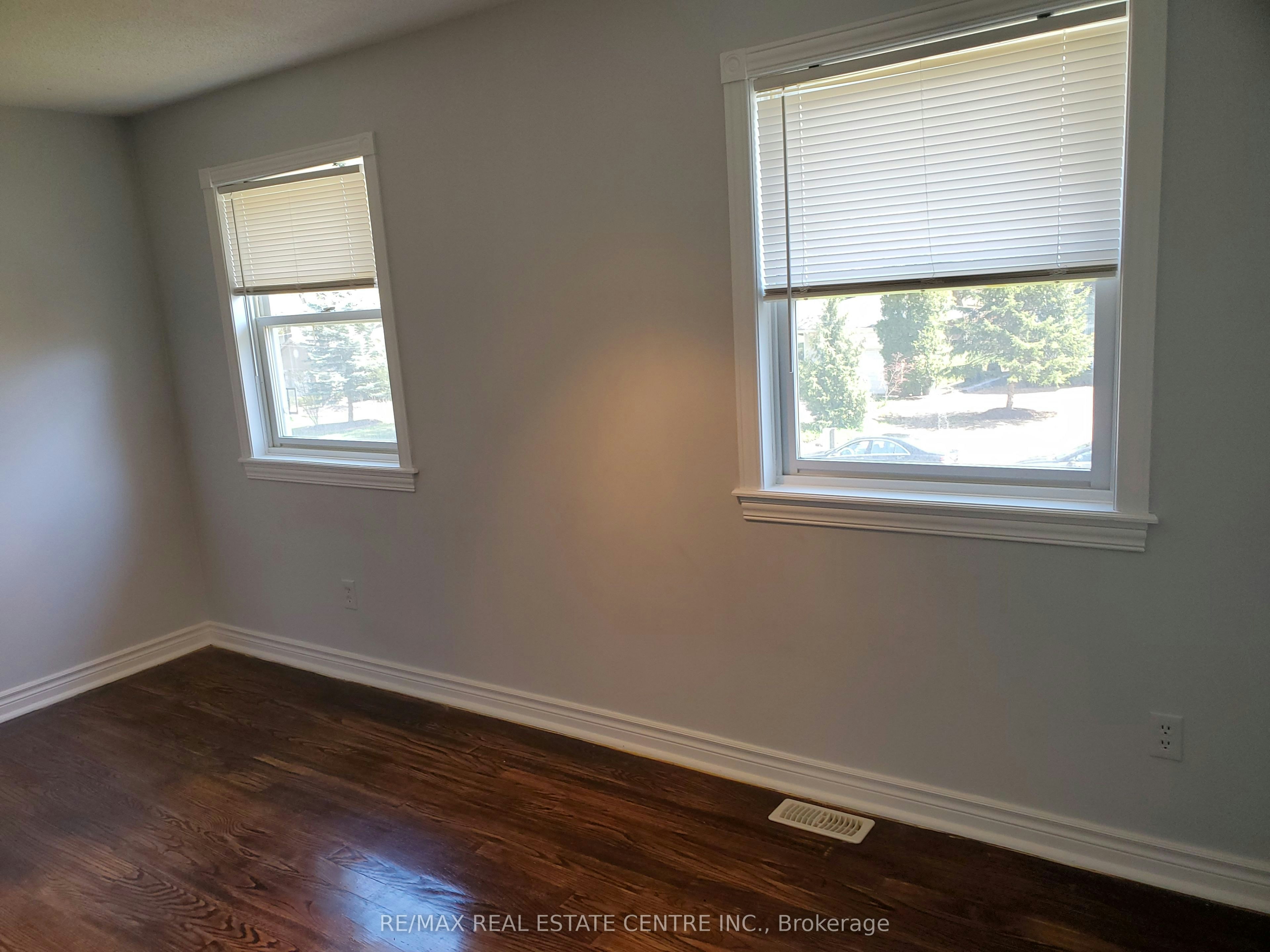 1077 Selby Avenue, Oakville, ON, L6L 2M4 - 28