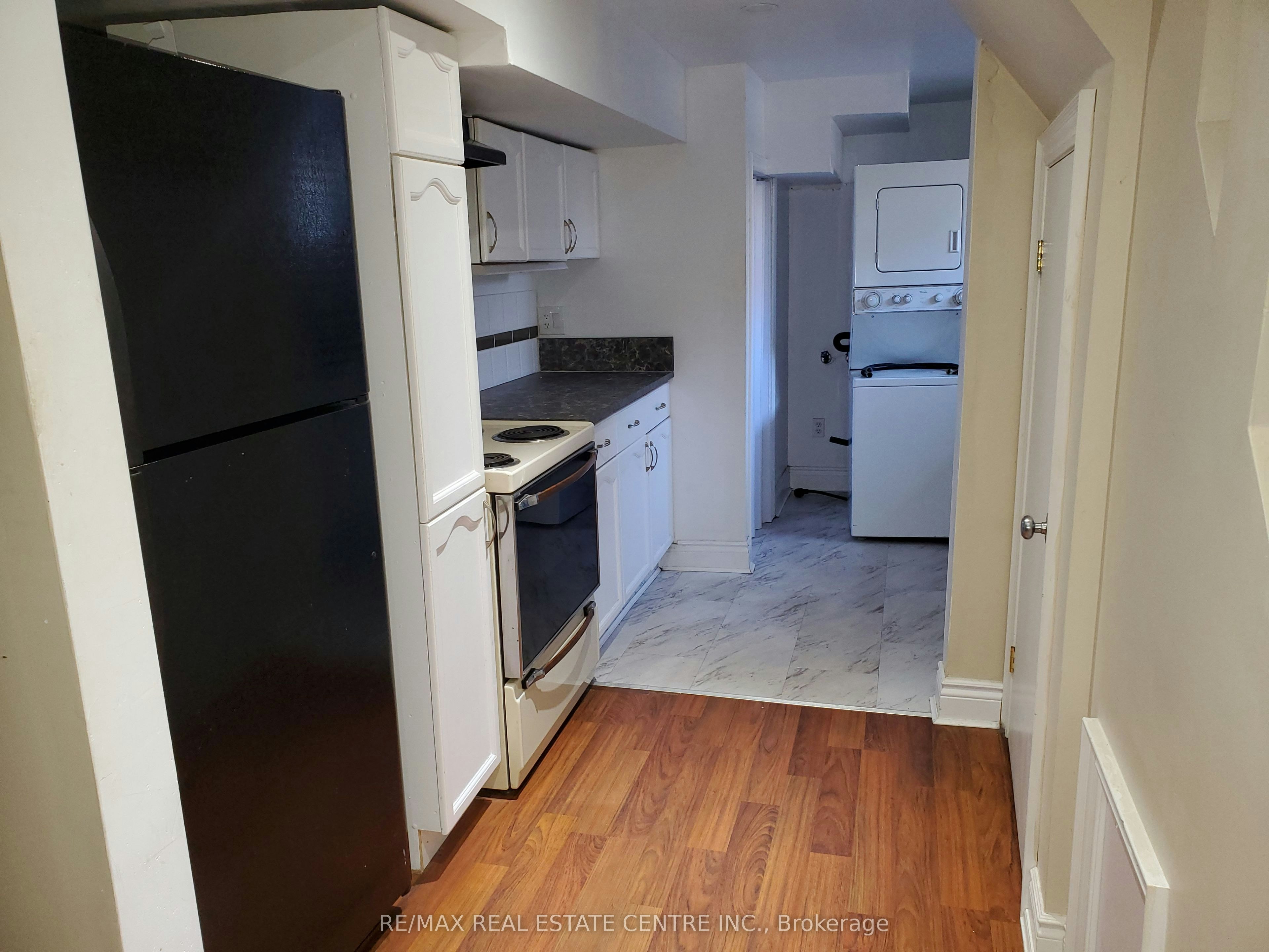 1077 Selby Avenue, Oakville, ON, L6L 2M4 - 42
